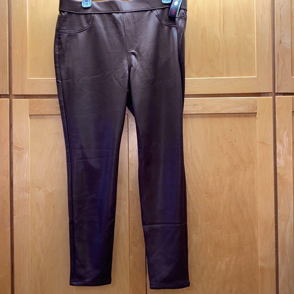 Shiny brown leggings NWT